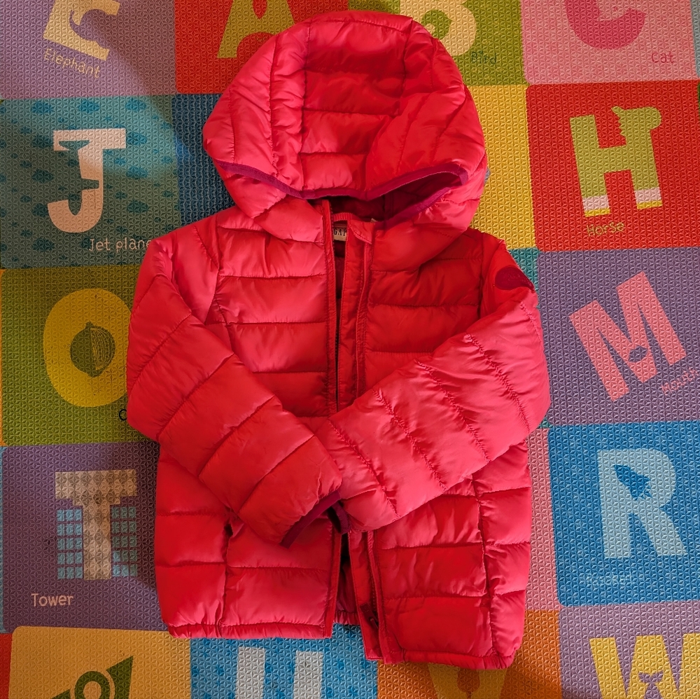 GAP Size 5 Red Puffer Jacket with Hood